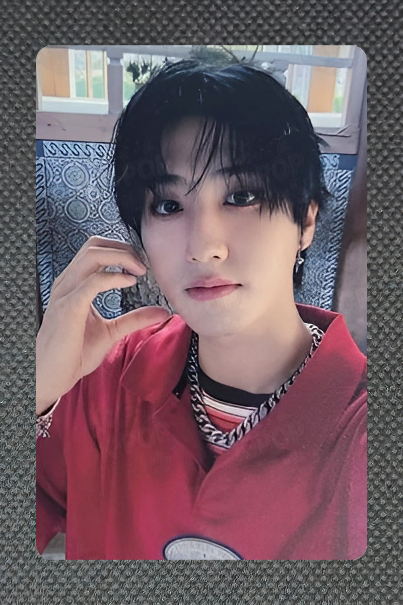 Stray Kids 合 HOP Blue Dream Media LEE KNOW