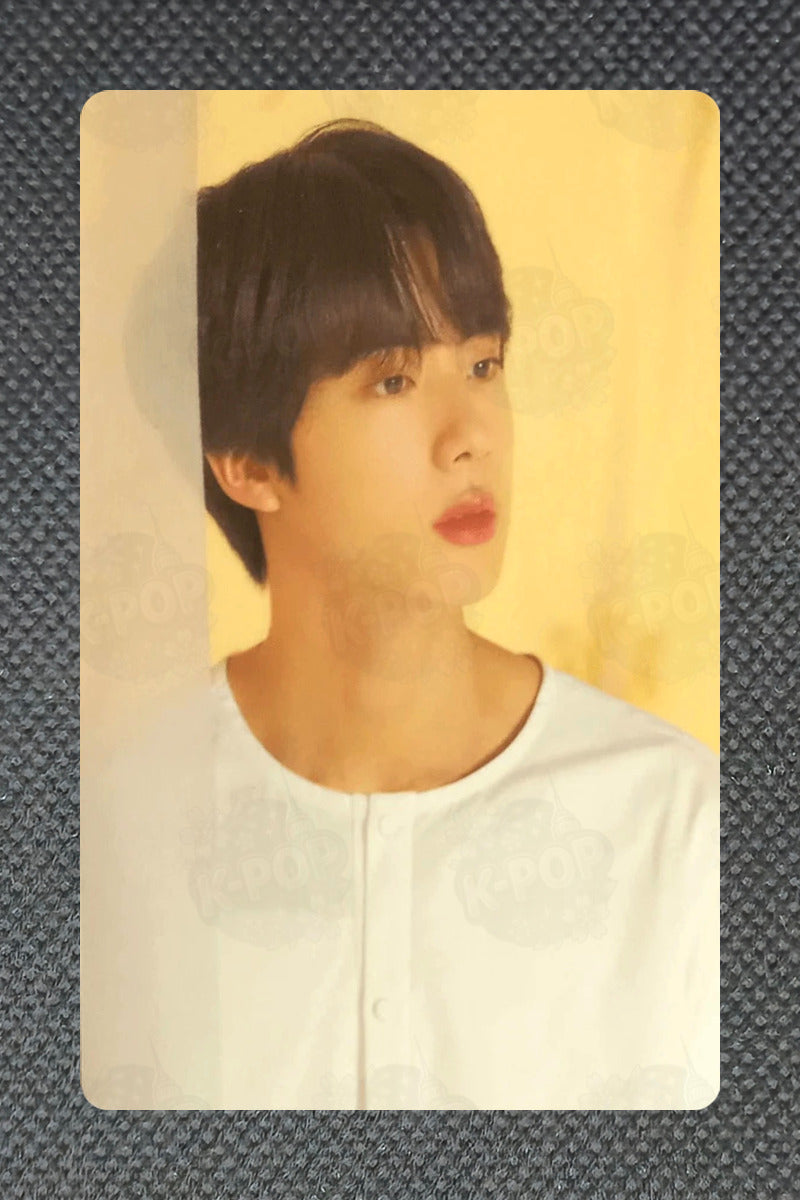 BTS WORLD TOUR 'LOVE YOURSELF' MINI PHOTO CARD Jin