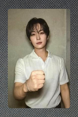 Lee Know 4