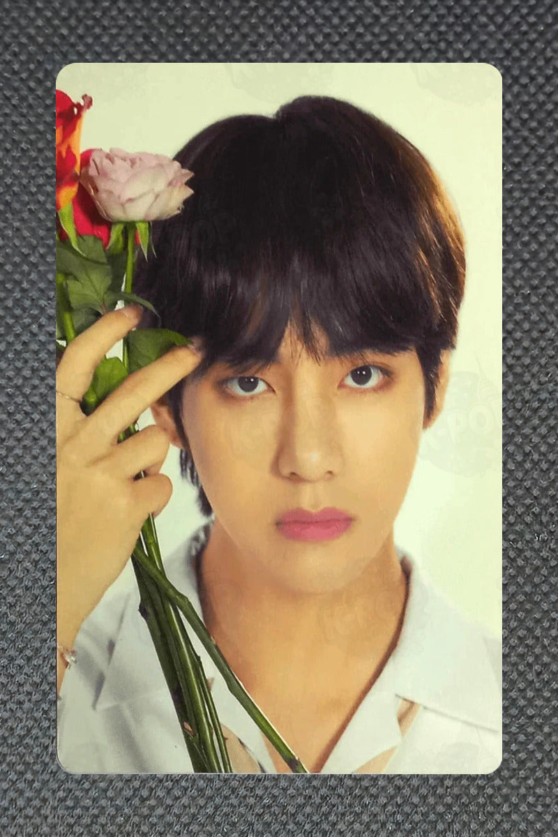 BTS WORLD TOUR 'LOVE YOURSELF' MINI PHOTO CARD V