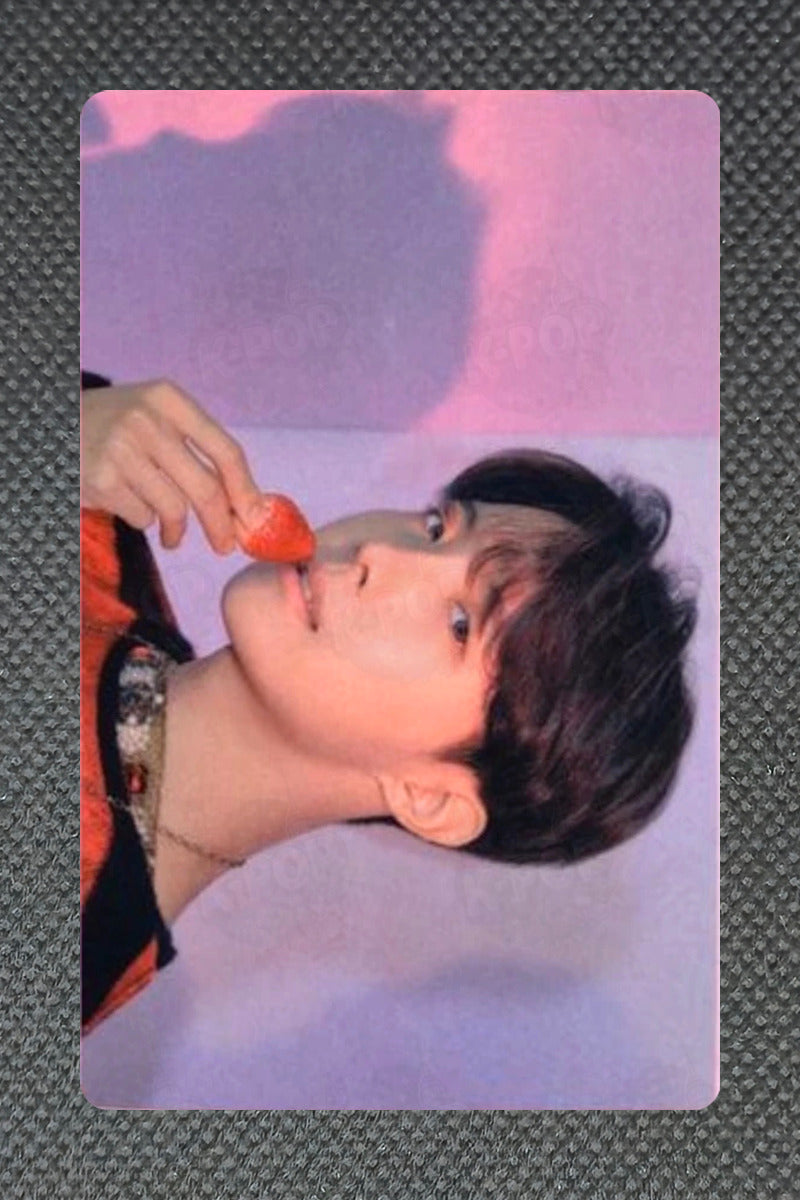 BTS POP-UP : HOUSE OF BTS BINGO EVENT Jin