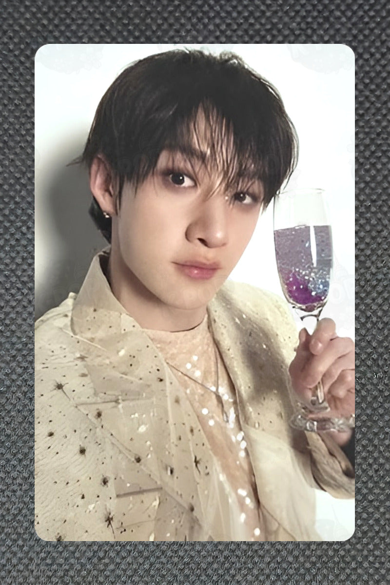 Stray Kids Hollow LIMITED B LEE KNOW