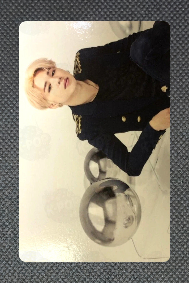 BTS WORLD TOUR ‘LOVE YOURSELF: SPEAK YOURSELF’- JAPAN EDITION MINI PHOTO CARD Jimin
