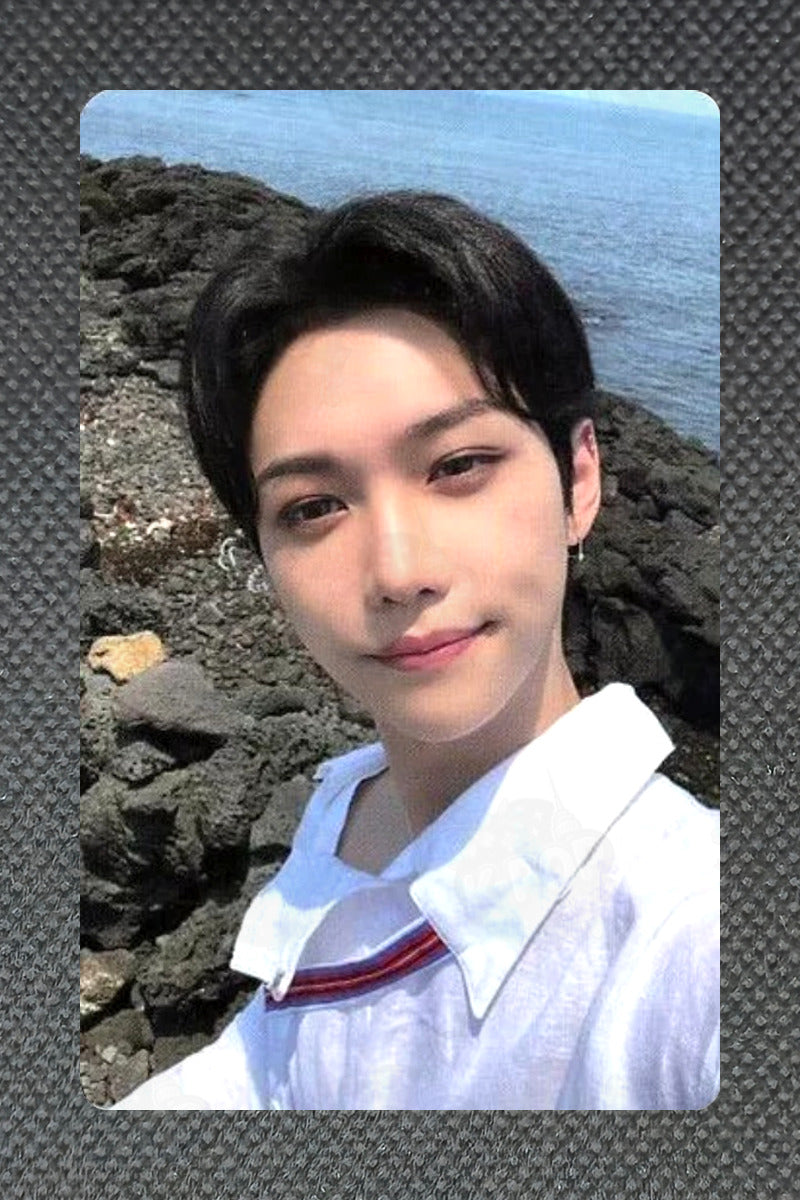 Stray Kids ‘Stay in STAY’ in JEJU EXHIBITION "TO STAY, FROM STRAY KIDS" JYP SHOP FELIX