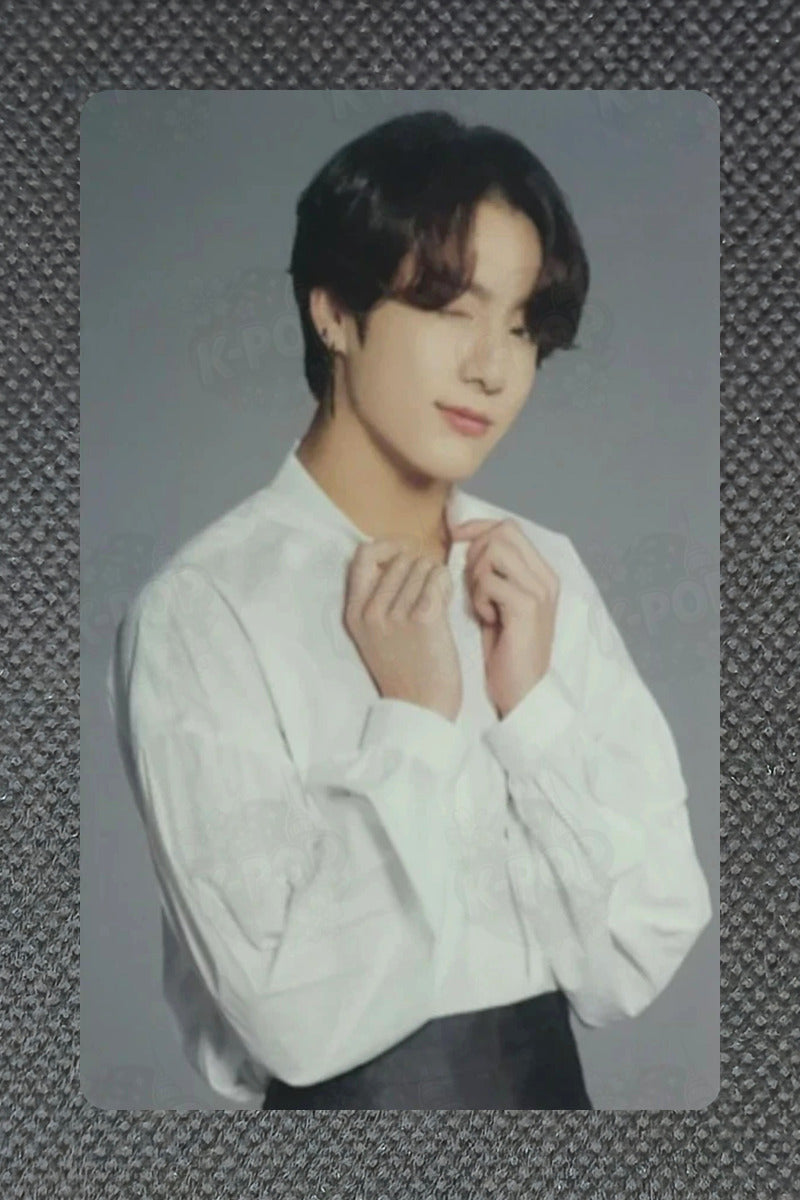 BTS JAPAN OFFICIAL FANMEETING VOL.5 MAGIC SHOP MINI PHOTO CARD JUNGKOOK