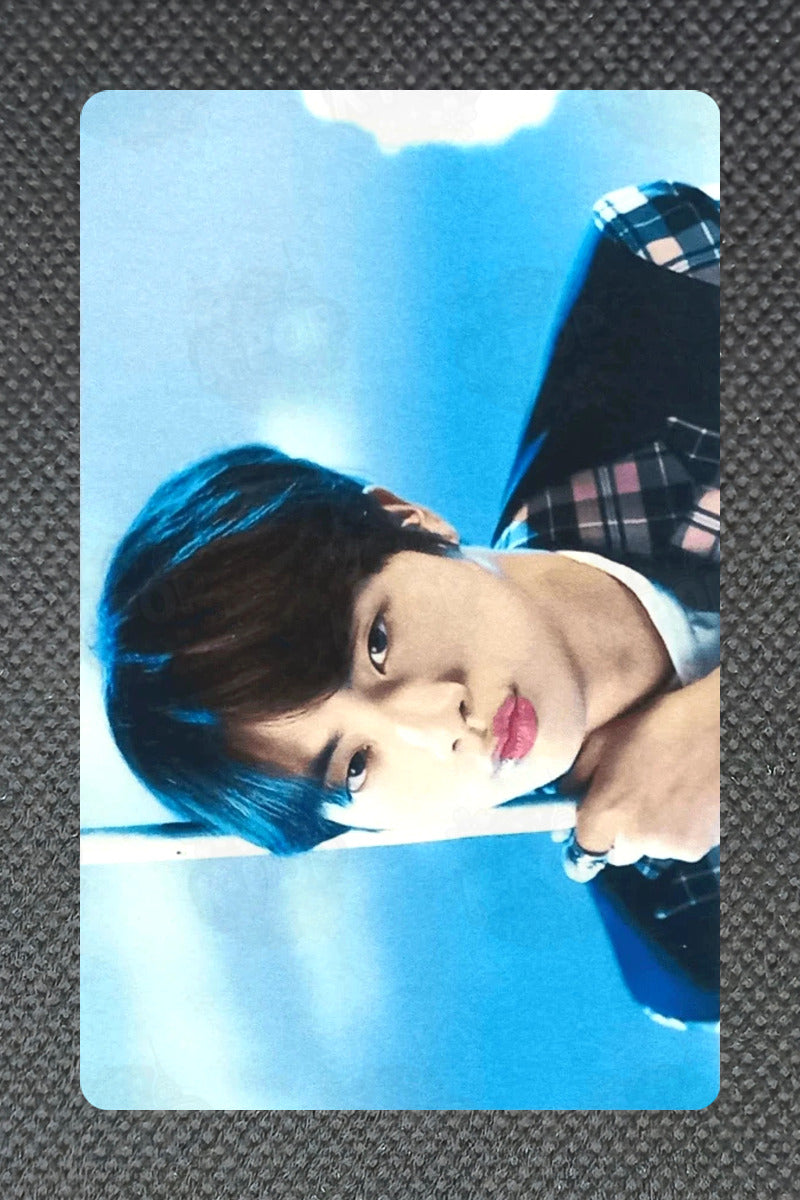 BTS 2017 LIVE TRILOGY EPISODE III THE WINGS TOUR in Seoul MINI PHOTO CARD VER.1 Jin