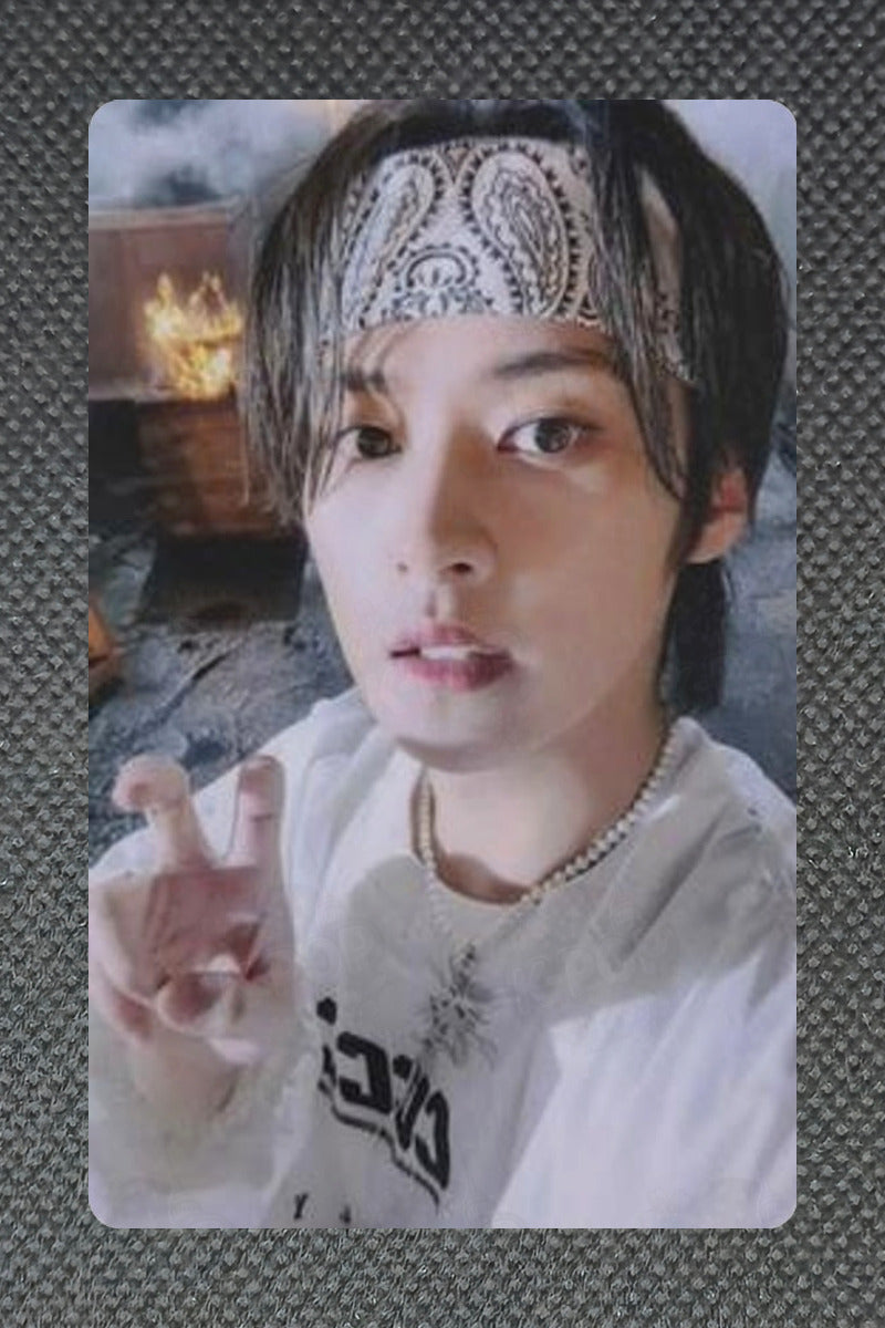 Stray Kids 5-STAR BANDINA LEE KNOW