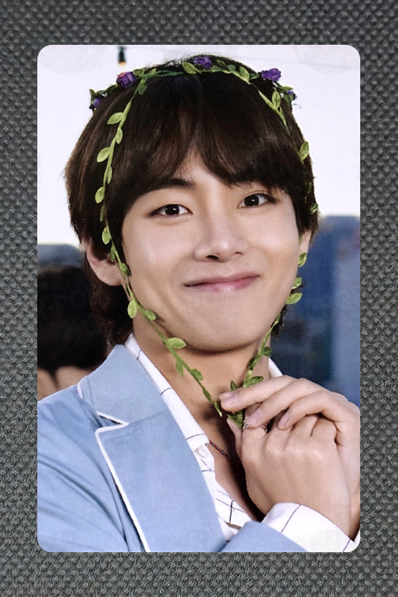 BTS V Official DICON PHOTOCARD 101 : CUSTOM BOOK BEHIND BTS Photocard Kpop