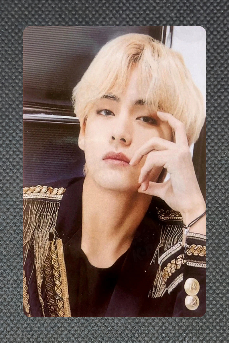 BTS WORLD TOUR ‘LOVE YOURSELF: SPEAK YOURSELF’- JAPAN EDITION MINI PHOTO CARD V