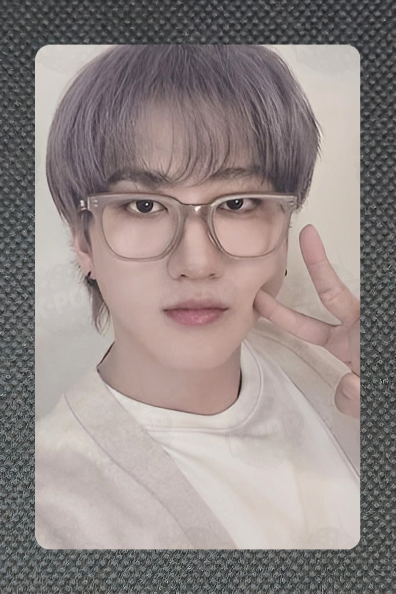 Stray Kids JAPAN SEASON'S GREETINGS 2025 YOUR HERO CHANGBIN