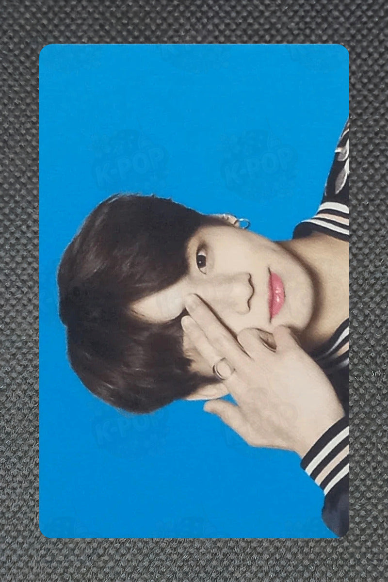 BTS 2017 LIVE TRILOGY EPISODE III THE WINGS TOUR in Seoul MINI PHOTO CARD VER.1 JUNGKOOK