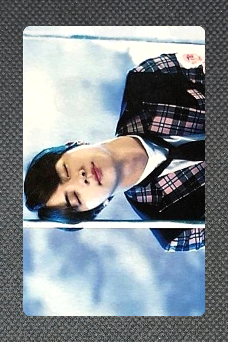BTS 2017 LIVE TRILOGY EPISODE III THE WINGS TOUR in Seoul MINI PHOTO CARD VER.1 Jin