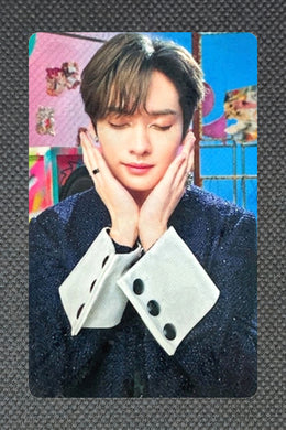LEE KNOW 2