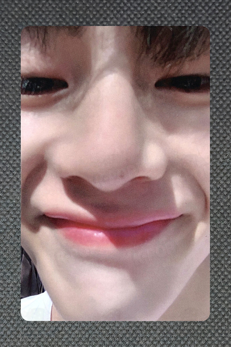 BTS V Official DICON PHOTOCARD 101 : CUSTOM BOOK BEHIND BTS Photocard Kpop
