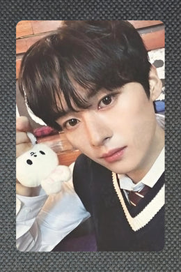 LEE KNOW 2