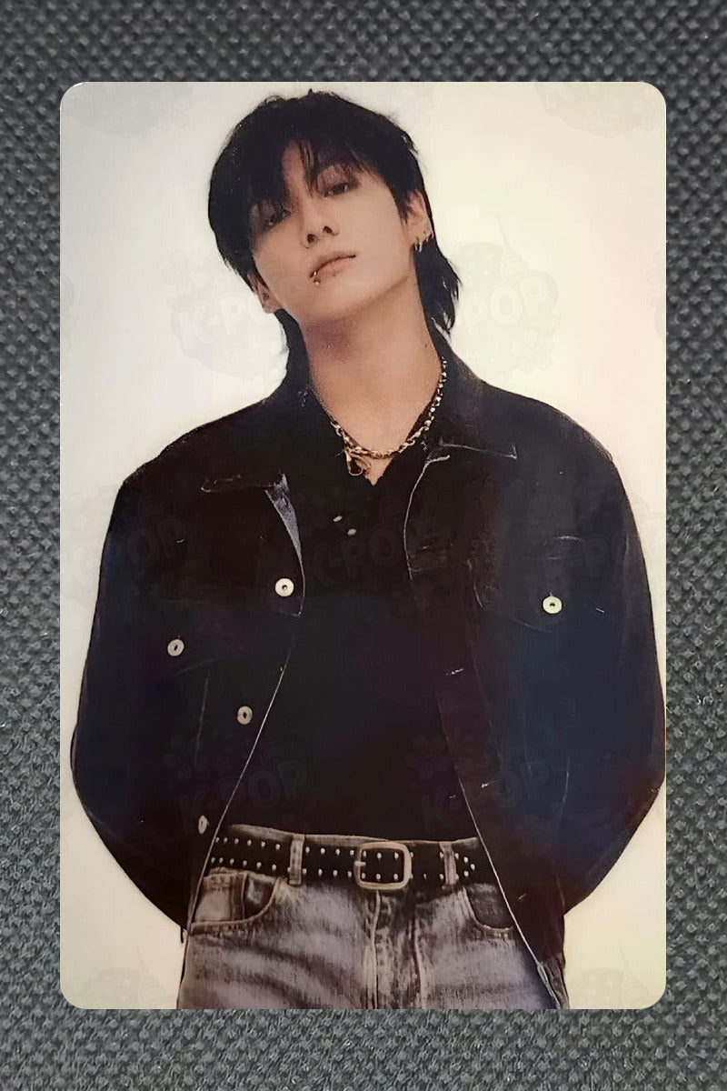 BTS Jungkook Official GOLDEN WEVERSE USA Exclusive Photocard Kpop