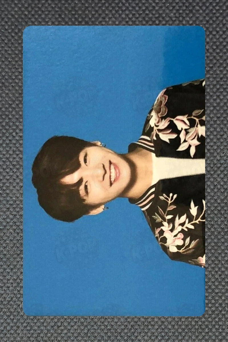 BTS 2017 BTS LIVE TRILOGY EPISODE III THE WINGS TOUR in Japan MINI PHOTO CARD VER.2 JUNGKOOK