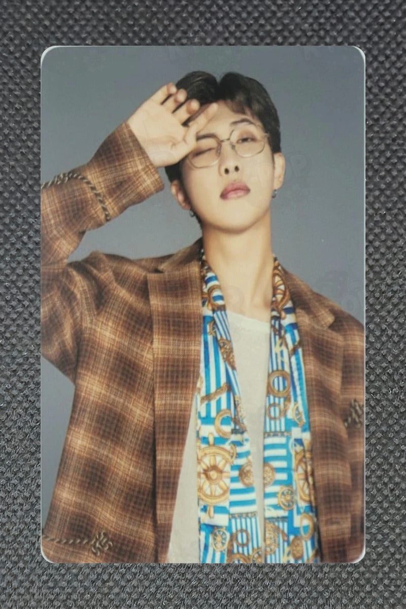 BTS JAPAN OFFICIAL FANMEETING VOL.5 MAGIC SHOP MINI PHOTO CARD RM