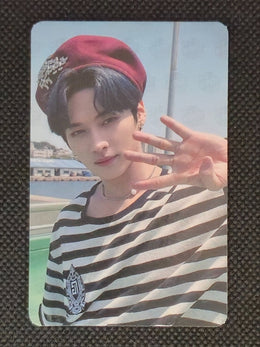 LEE KNOW