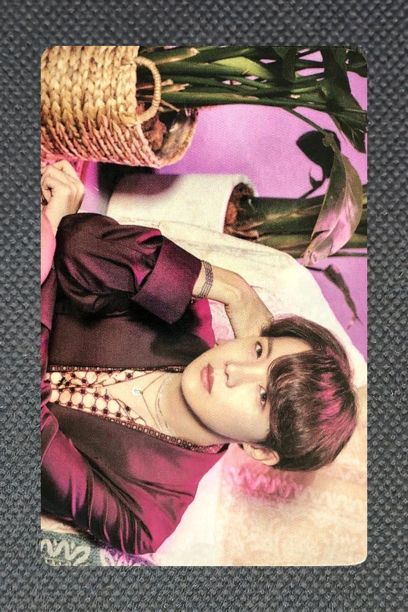 BTS JAPAN OFFICIAL FANMEETING VOL.5 MAGIC SHOP MINI PHOTO CARD J-Hope