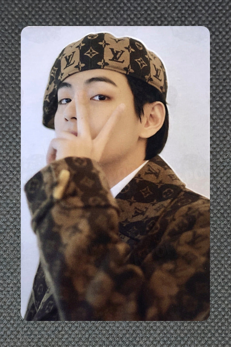 BTS V Official DICON PHOTOCARD 101 : CUSTOM BOOK BEHIND BTS Photocard Kpop
