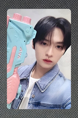 LEE KNOW