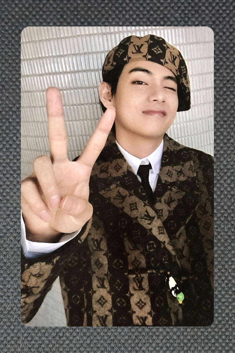 BTS V Official DICON PHOTOCARD 101 : CUSTOM BOOK BEHIND BTS Photocard Kpop